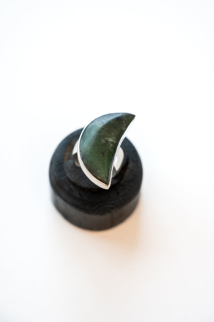 Tiaho Jewellery Marama Ring Kawakawa