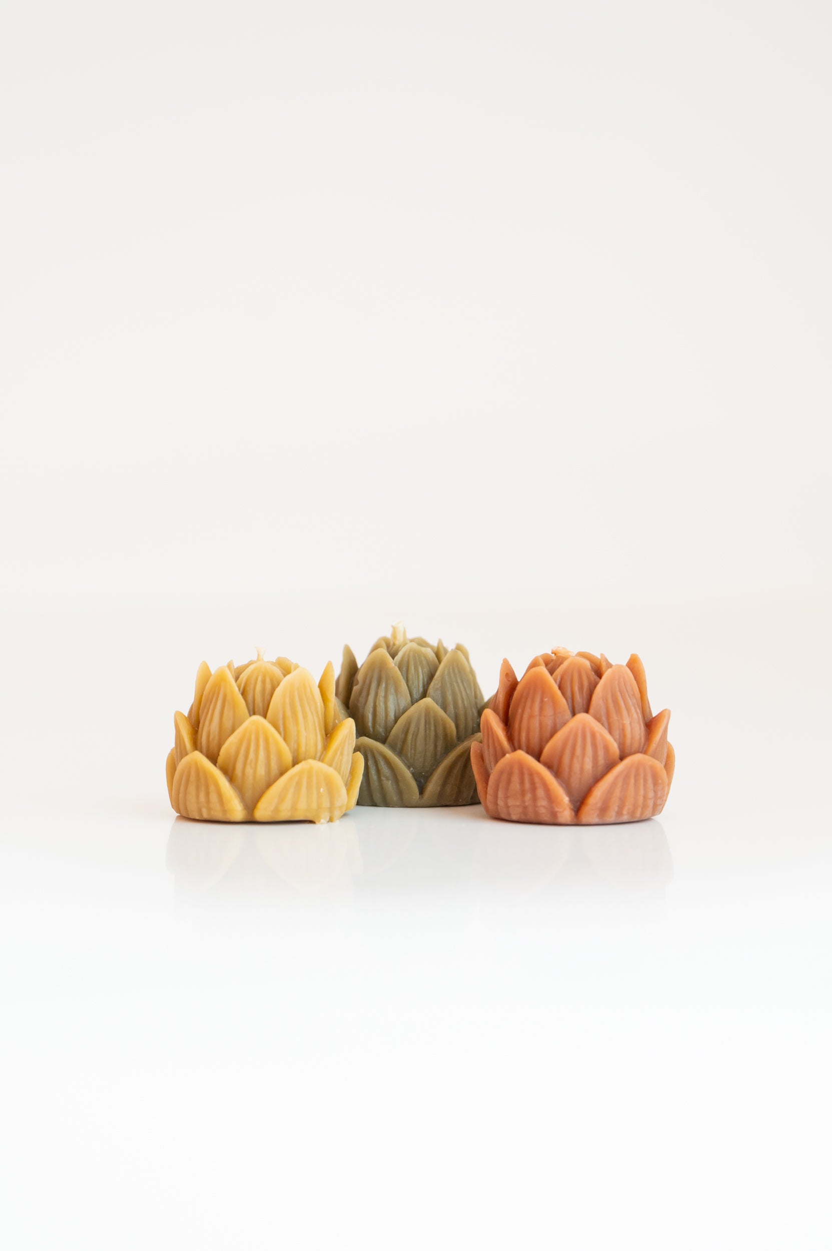 The Authentic Honey Co — Mini Lotus Candle